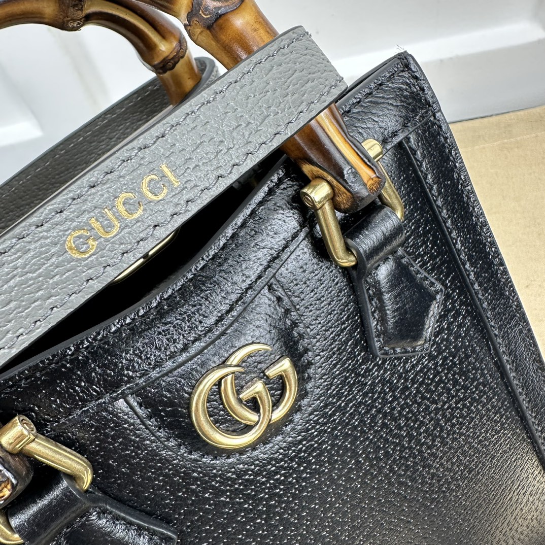 Gucci Satchel Bags